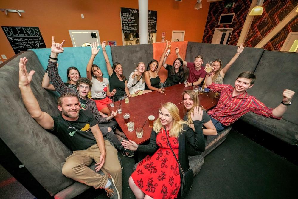 Hostel Nomads Capital Backpackers - Wellington (Adults Only) Exterior foto The 2016–17 team