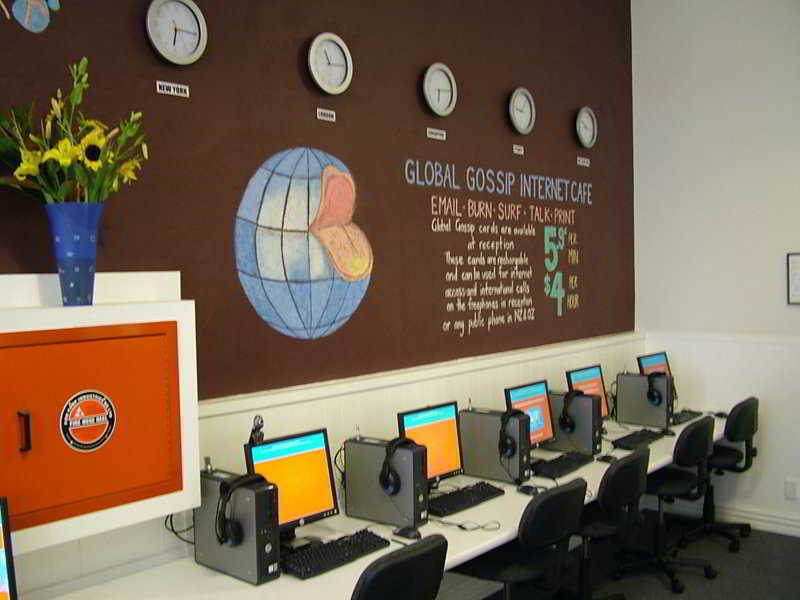 Hostel Nomads Capital Backpackers - Wellington (Adults Only) Exterior foto Internet café in the United States